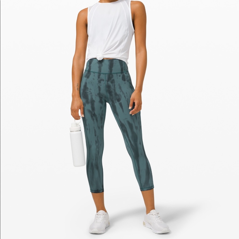 Lululemon Shibori Invigorate High Rise Tight 25”